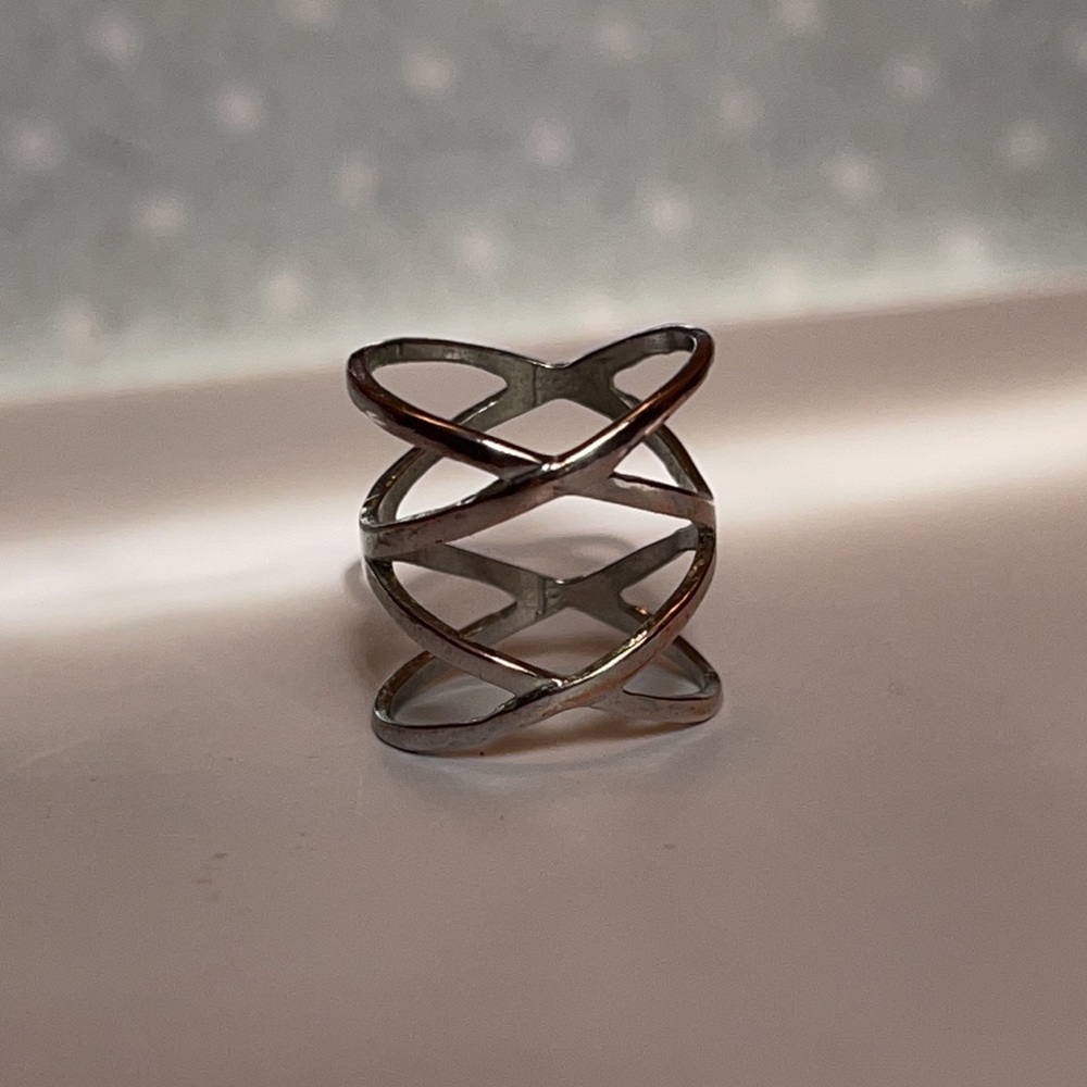 Silver Midi Ring size 4 - Picture 2 of 3